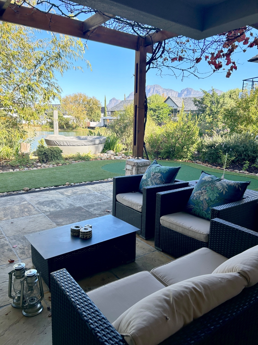 3 Bedroom Property for Sale in Pearl Valley at Val de Vie Western Cape